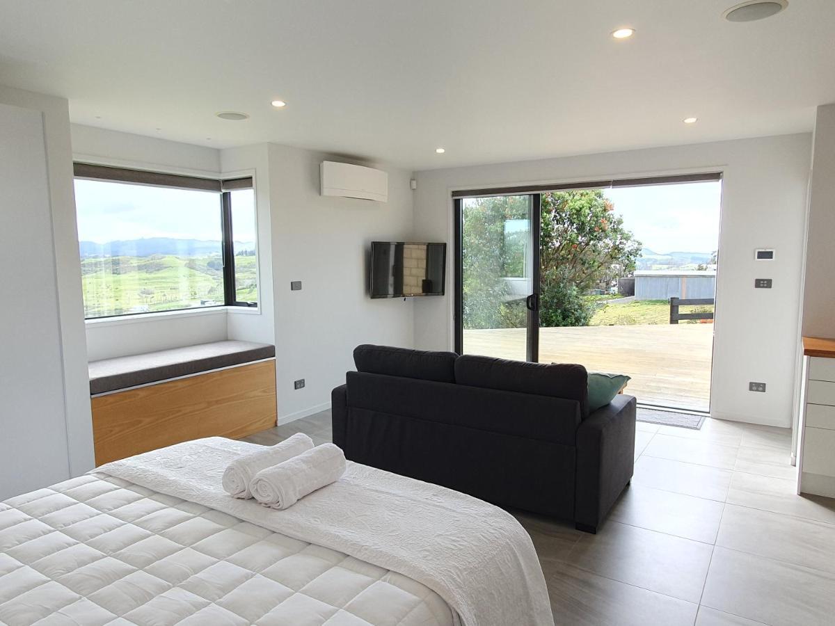 Vineyard Vacation Hotel Mangawhai Exterior foto